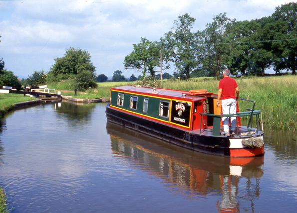 The Raven Canal Boat